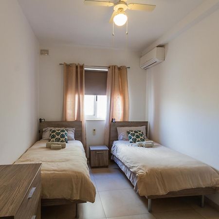 Modern & Central 2 Bedroom & 2 Bathrooms Apartment Мсида Экстерьер фото