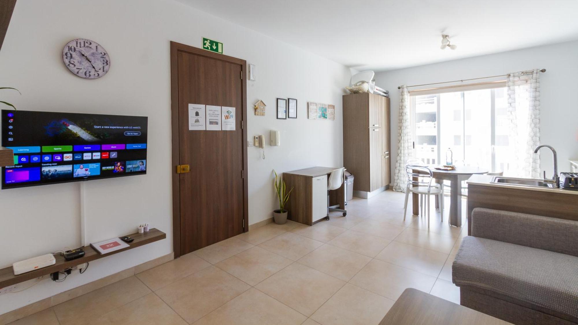 Modern & Central 2 Bedroom & 2 Bathrooms Apartment Мсида Экстерьер фото